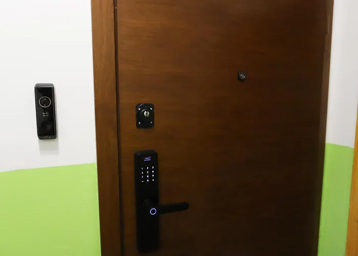 Azur - Self Check-in Apartman *