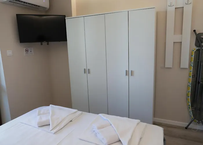 Azur - Self Check-in Apartman